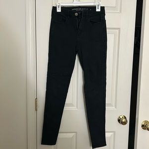 ✨2/$25 American Eagle Black Jean hi-rise jeggings